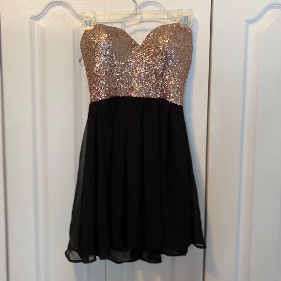 Mini dress / top - Picture 1 of 2